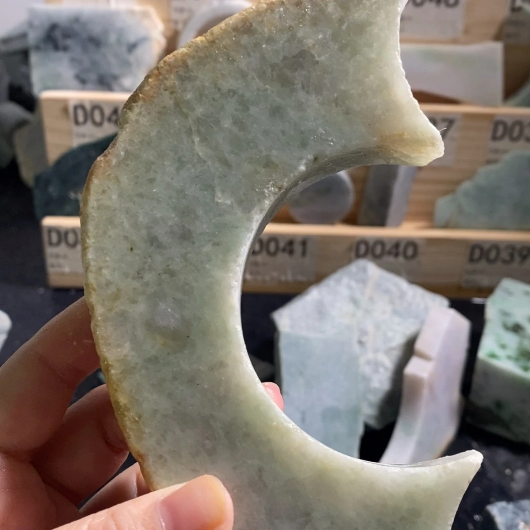 颈饰未镶嵌翡翠天然翡翠