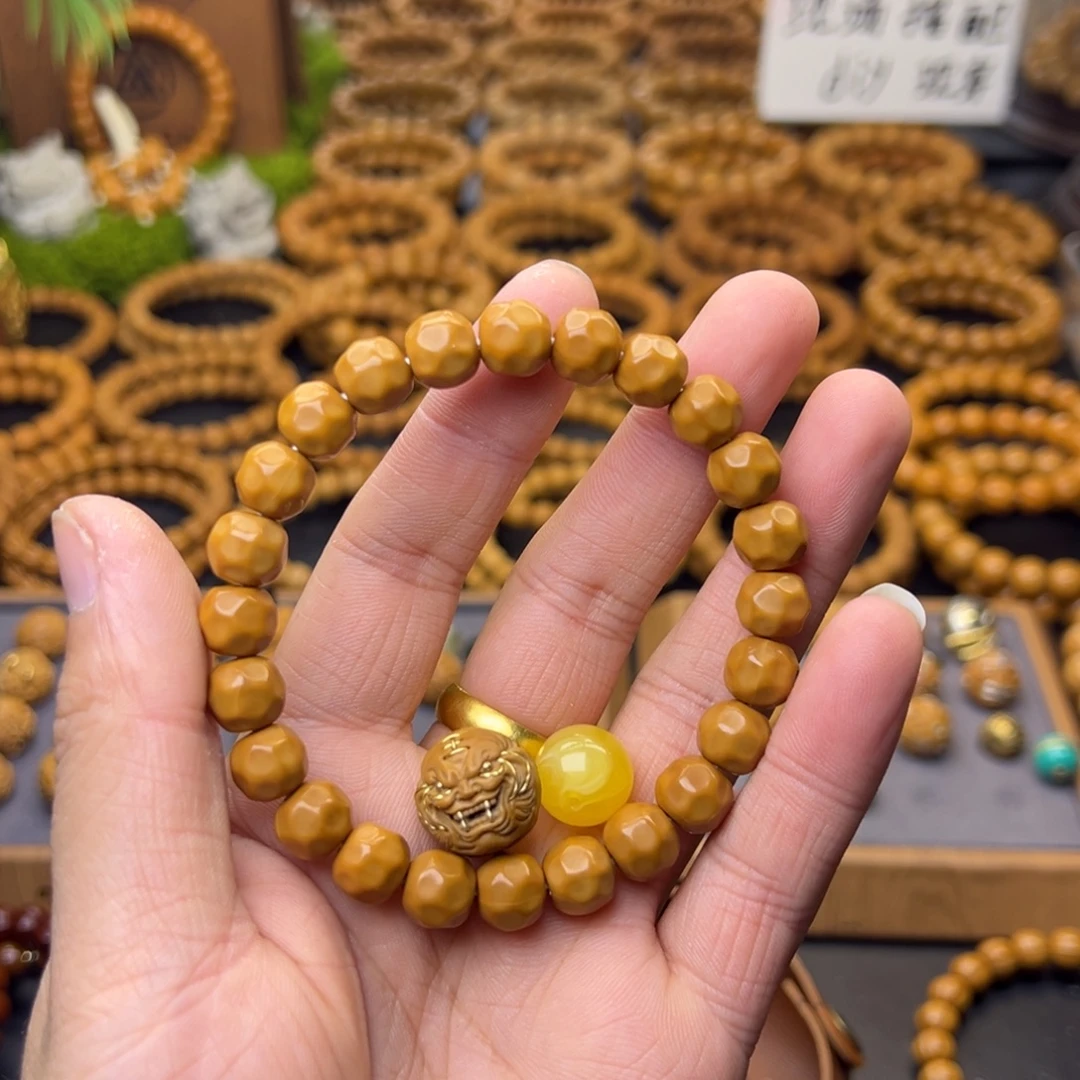 8***8猴头核桃吊坠奶酪➕虎僧