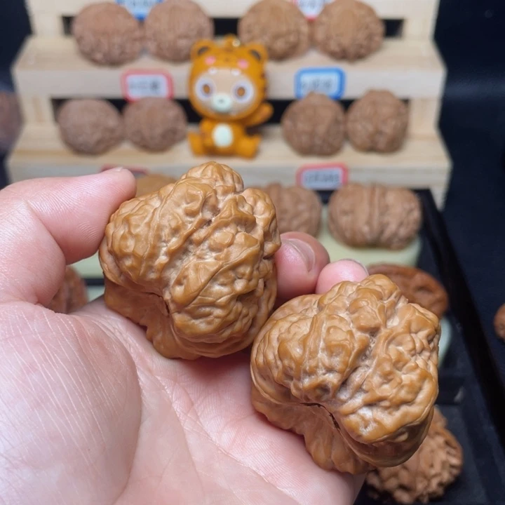 文玩核桃吊坠老***面蛤蟆42