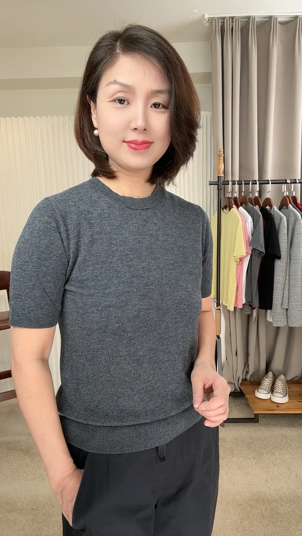 涛姐服饰 25年新款 春款休闲半搭圆领毛衫 FM2521019