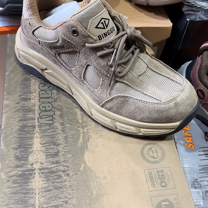 42码防砸防刺劳保鞋