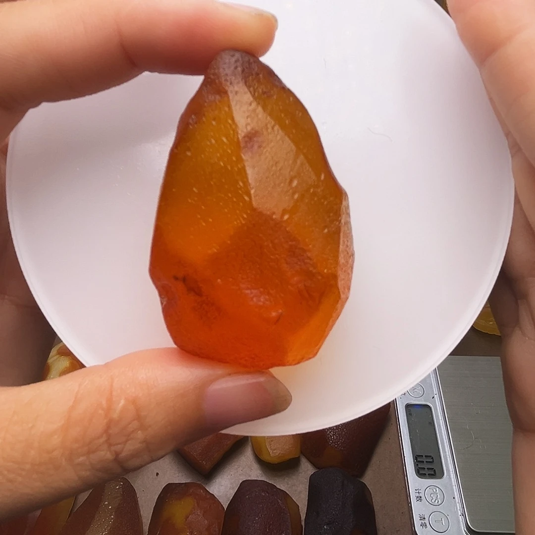 未镶嵌定制琥珀琥珀蜜蜡原石定制