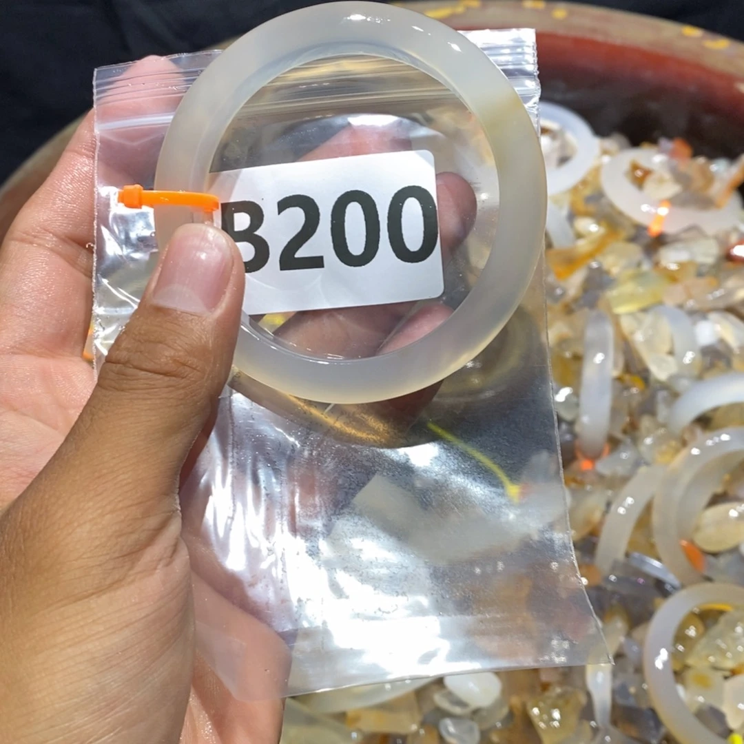 發****手镯玛瑙/玉髓未镶嵌