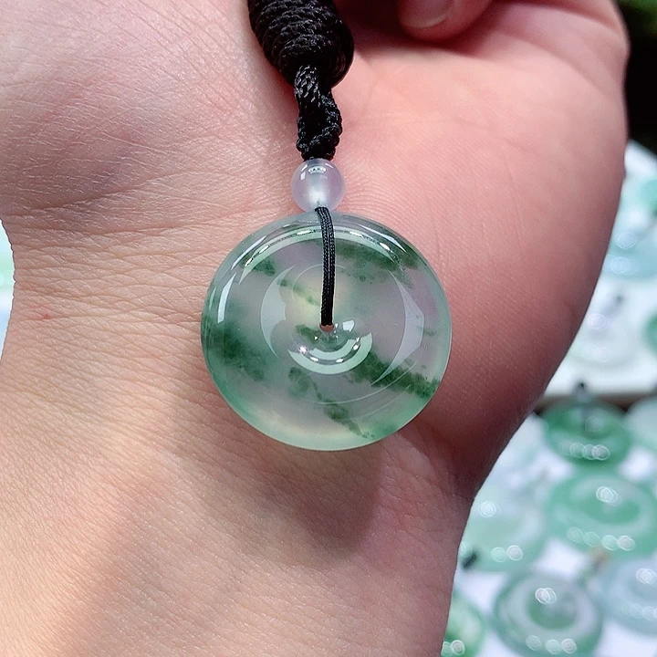 颈饰未镶嵌翡翠24.7*5.6