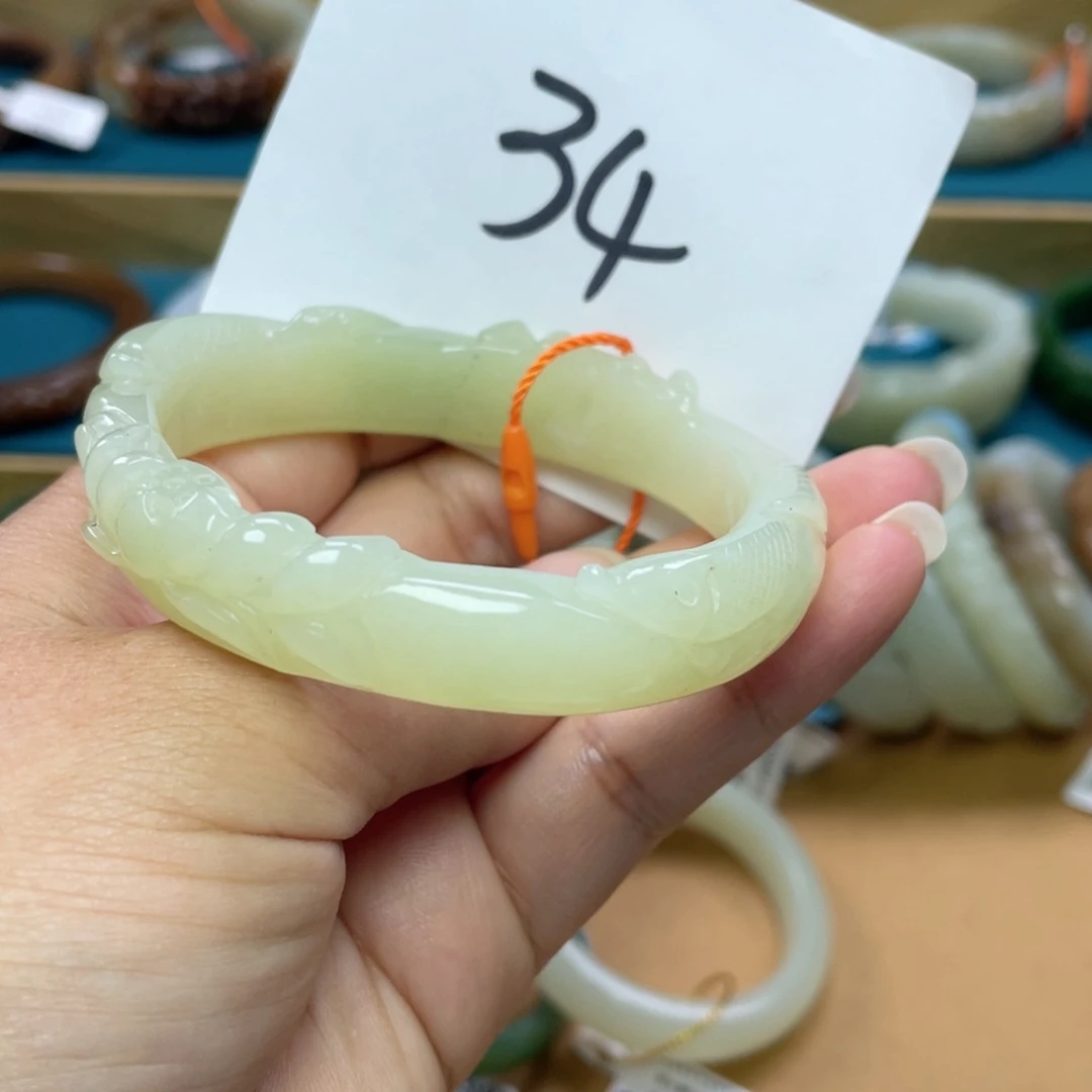 未镶嵌手镯和田玉圈口58