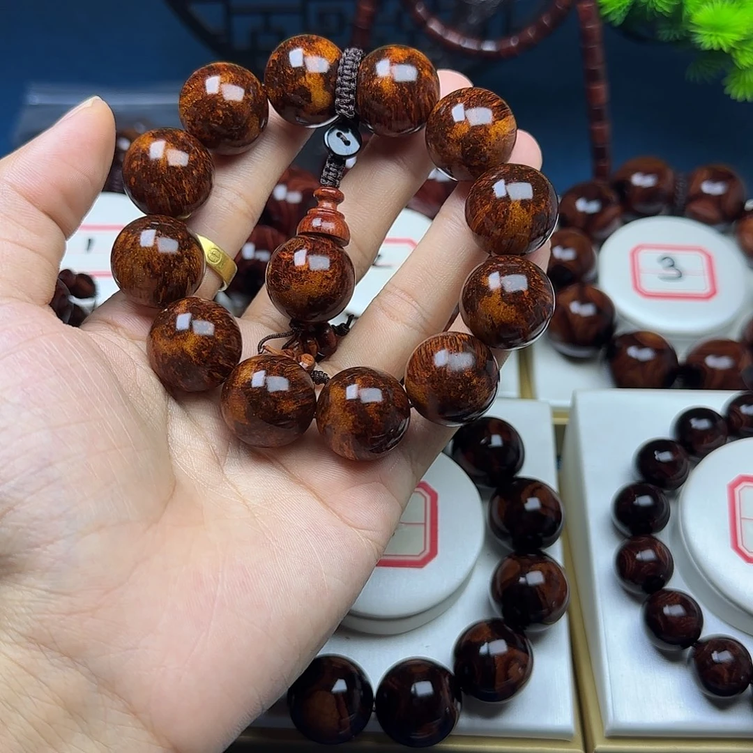 阳***光黄花梨/降香黄檀2.0