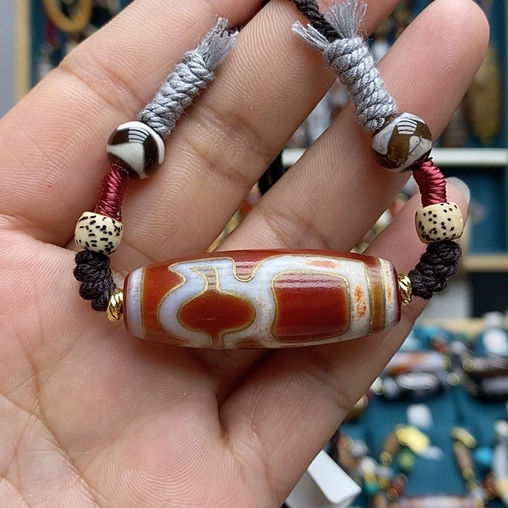 玛瑙/玉髓颈饰合金