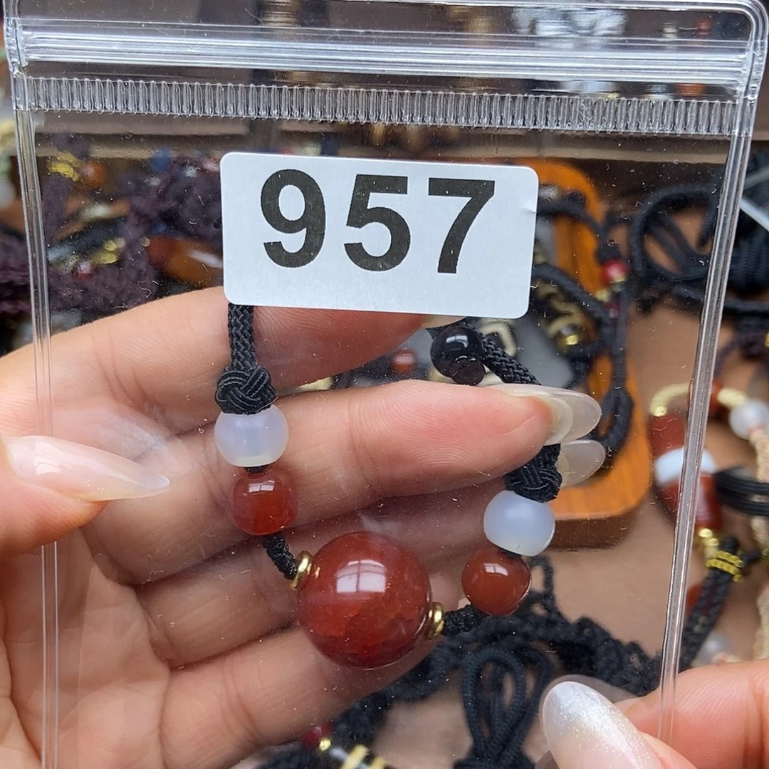 未镶嵌颈饰玛瑙/玉髓