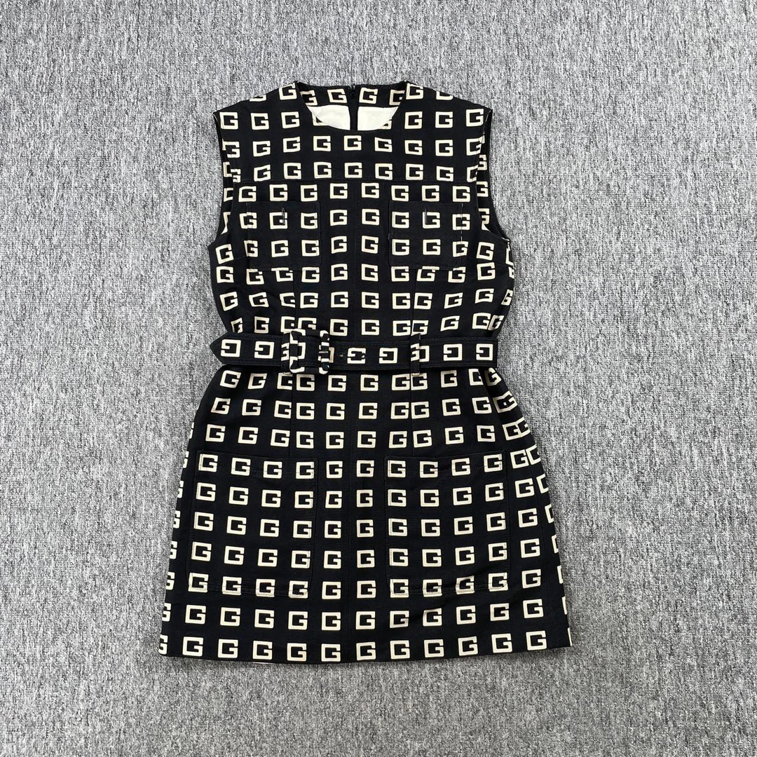 99新 GUCCI/古驰 Gucci黑色满印无袖连衣裙/38码/99新/2409/