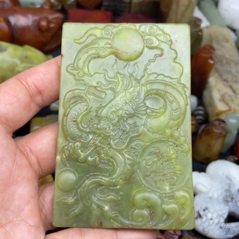 蛇纹石玉未镶嵌颈饰60