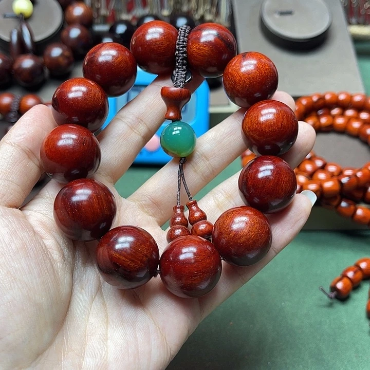 时***雨木小叶紫檀手工艺