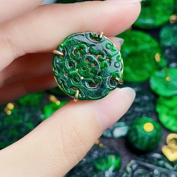 翡翠银S925镶嵌颈饰多样性