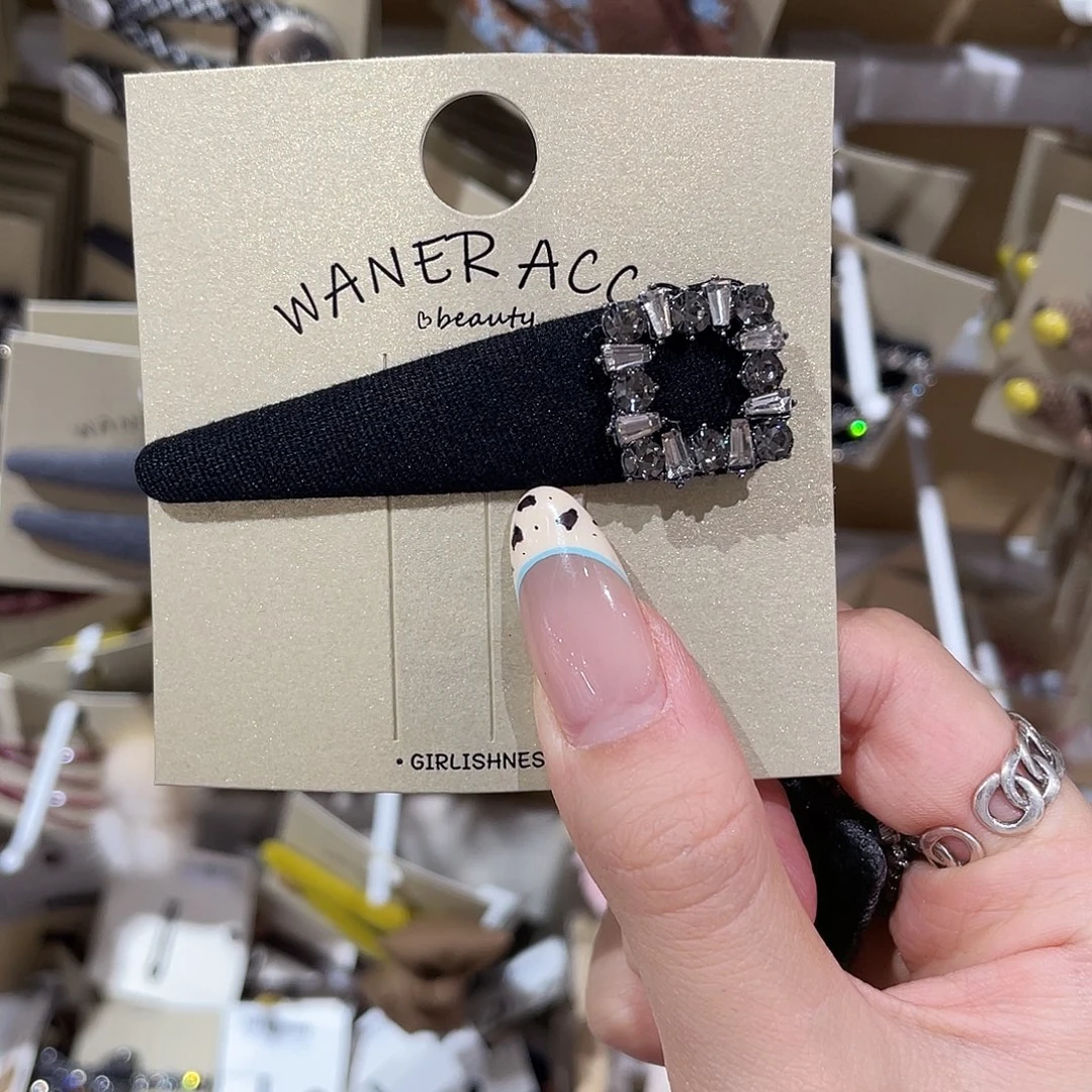 铁合金皮质黑色方钻