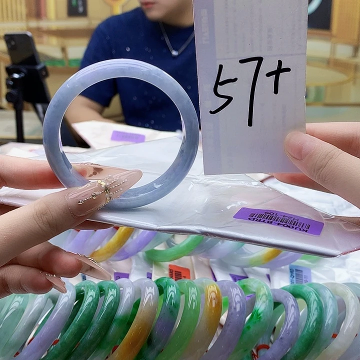 翡翠未镶嵌手镯nn