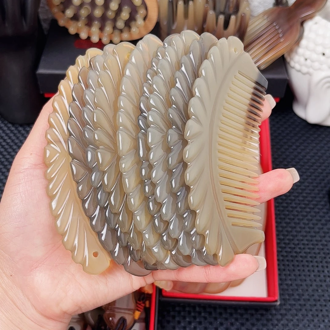 纯手工制作纯牛角梳子