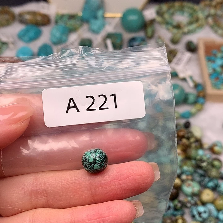 绿松石未镶嵌扣子