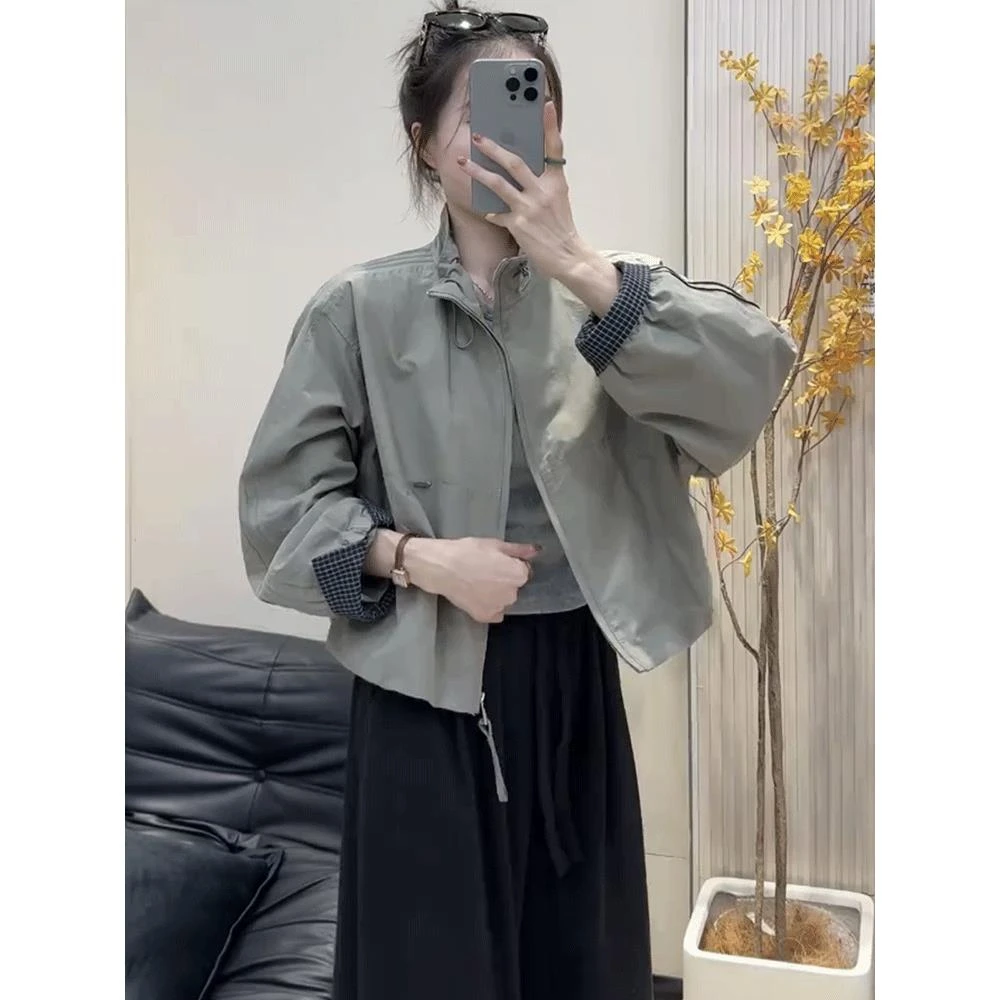 立领休闲短款冲锋衣外套女今年秋季新款设计感小个子拼接夹克上衣