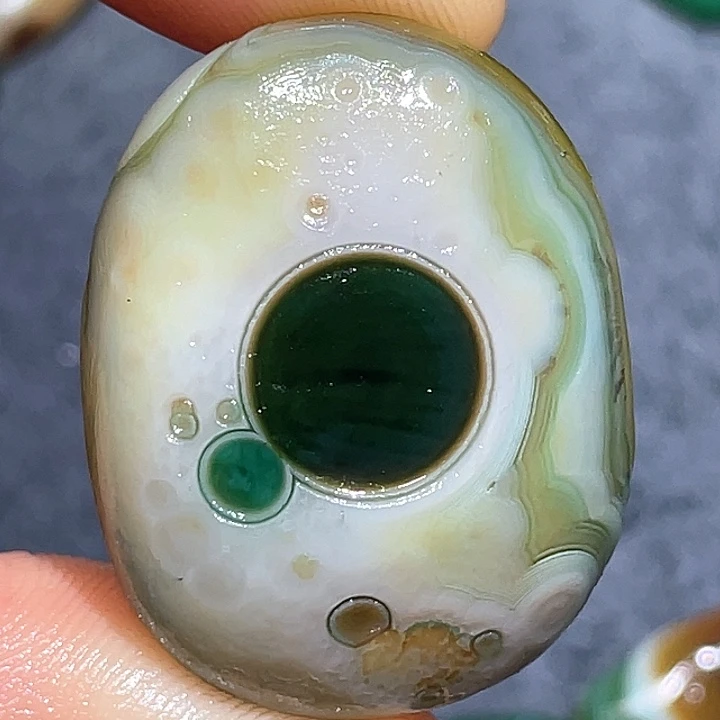 珠宝奇石玛瑙未镶嵌