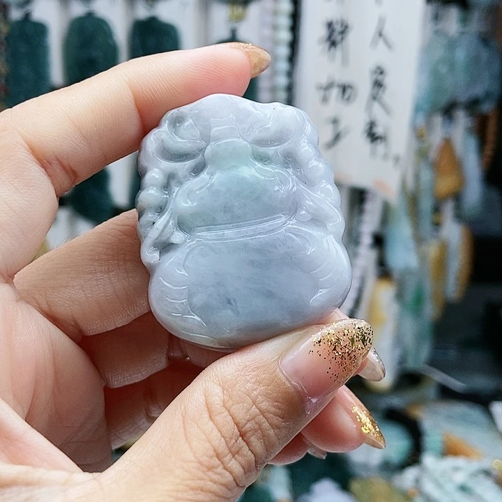 颈饰足铂镶嵌翡翠翡翠