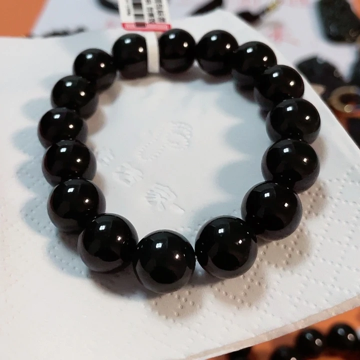 翡翠颈饰未镶嵌齐*