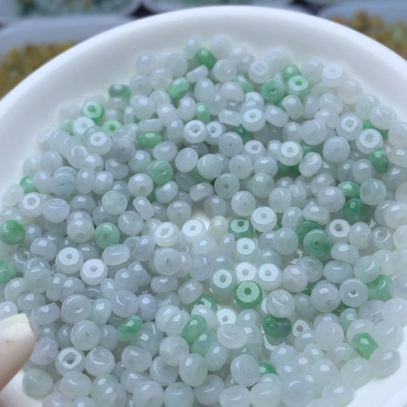 【闪购商品】翡翠手链未镶嵌卡3*5绿白算盘100个