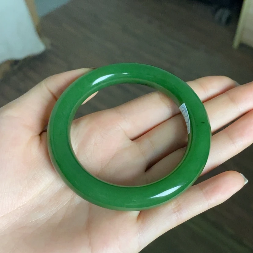 【闪购商品】未镶嵌手镯和田玉（碧玉）