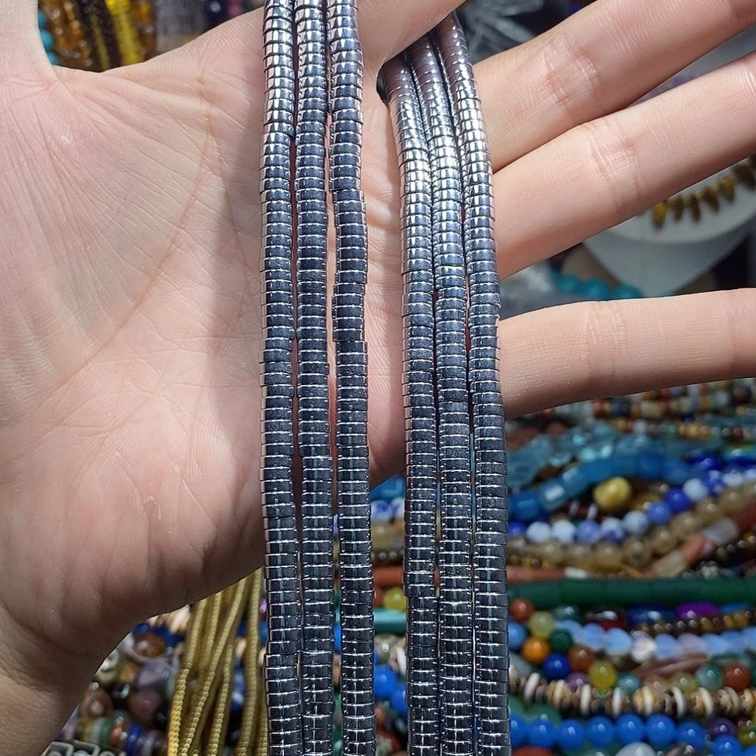 石英质玉未镶嵌，2条直切隔片2×6mm，