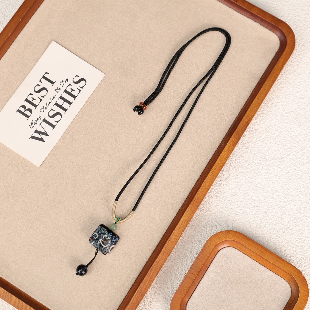 LZ5025 蓝黑小花深蓝色老珠子绳编琉璃项链  合集