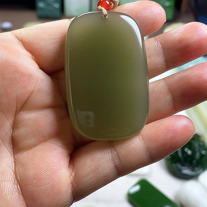 和田玉未镶嵌珠宝奇石