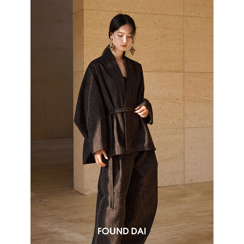 定制面料 棉与羊毛 | 立体剪裁 | 新中式禅意 多穿法交领外套