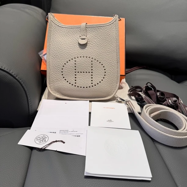 99新 Hermes/爱马仕 mini Evelyne 冰川白u刻大全套