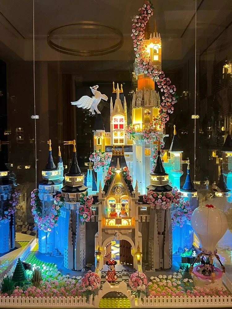 71040迪士尼粉樱花城堡建筑积木女孩巨大型拼装520情人节礼物