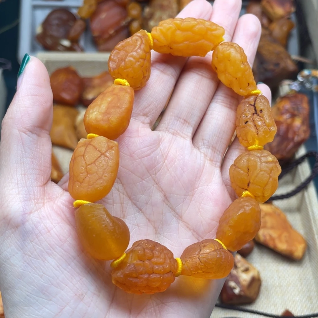 立***英琥珀未镶嵌珠宝奇石