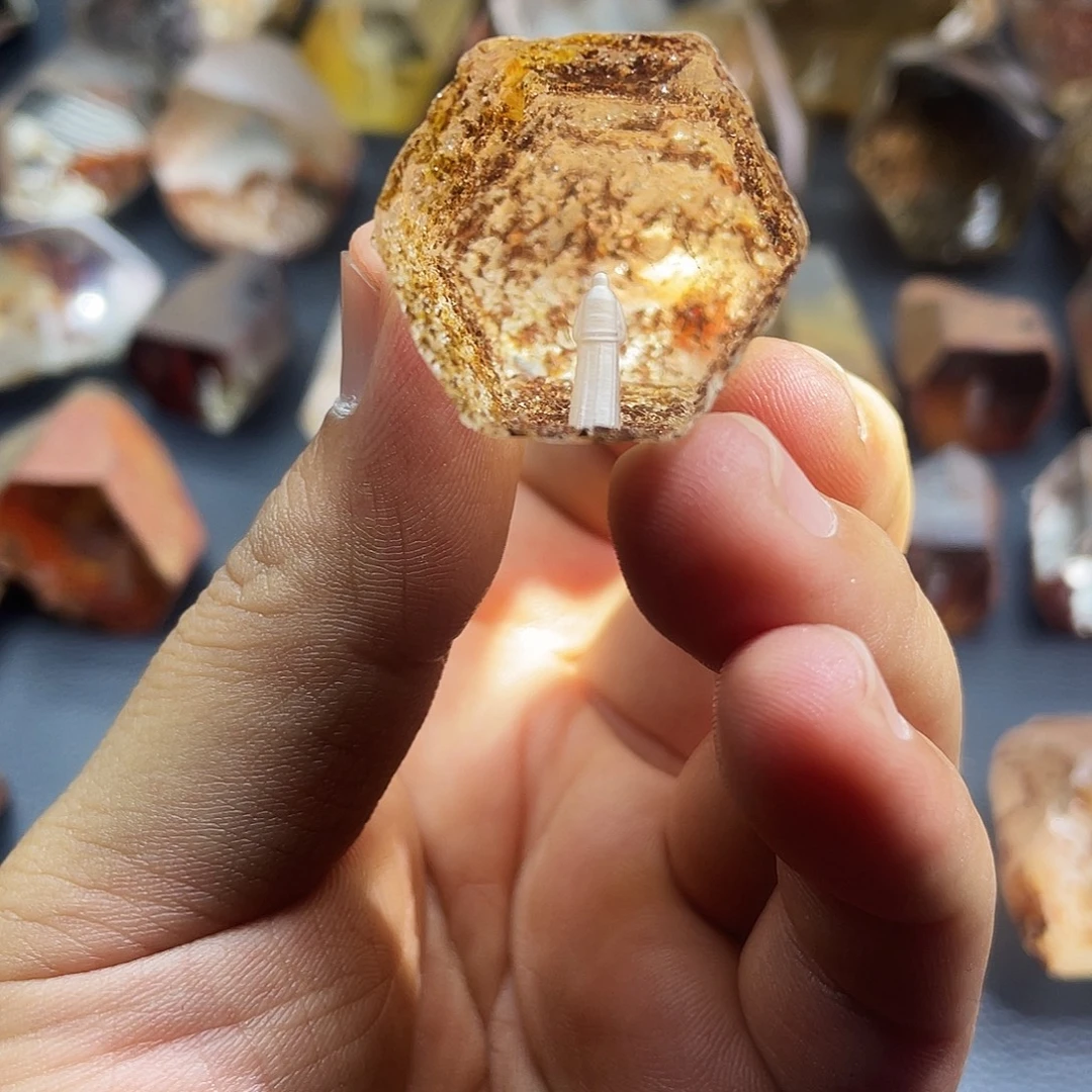 红***树珠宝半成品水晶未镶嵌