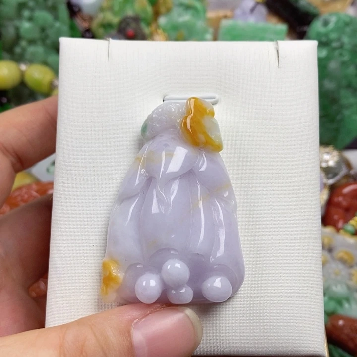 翡翠未镶嵌吊坠(赠链)