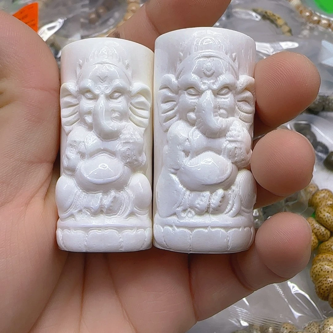 星月菩提手串269白坨坨手把件象神