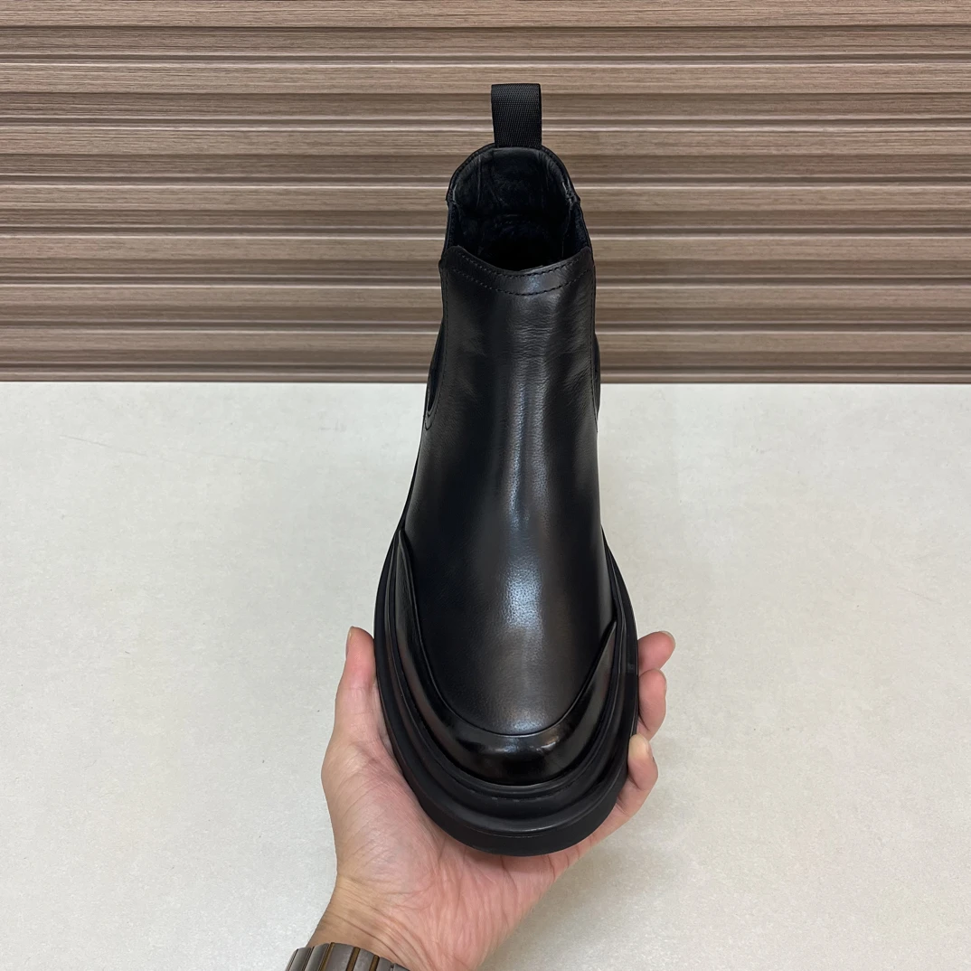 切尔西冬季加绒黑色真皮一脚蹬休闲百搭简约舒适男鞋短靴