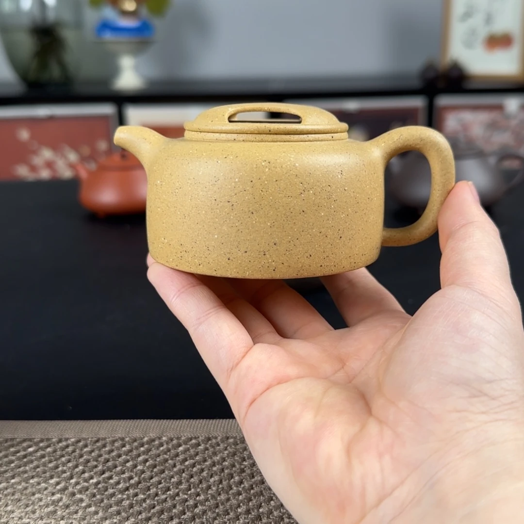 G***刻茶壶紫砂微瑕牛盖