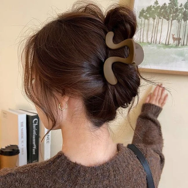 简约夹子磨砂几字网红发夹后脑勺抓夹鲨鱼夹半扎中号发量少抓夹