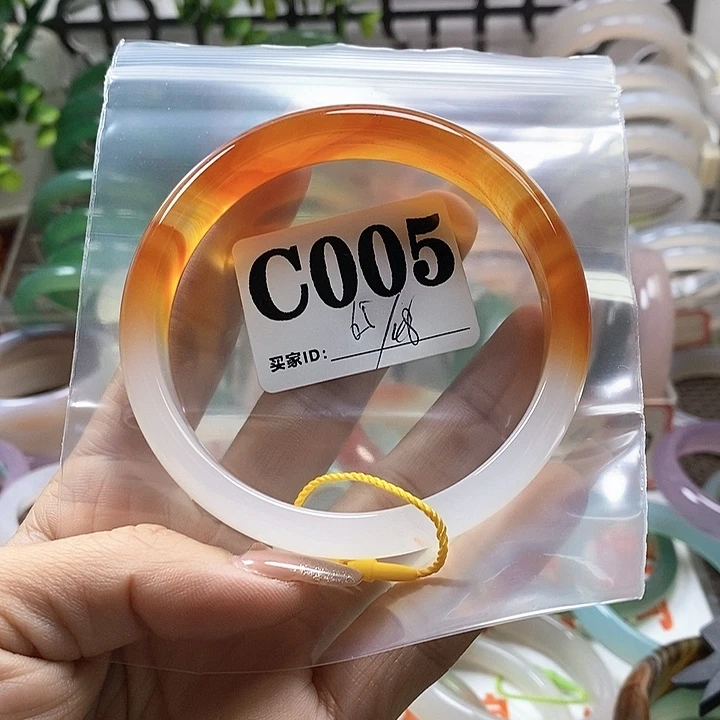 玛瑙/玉髓手镯未镶嵌