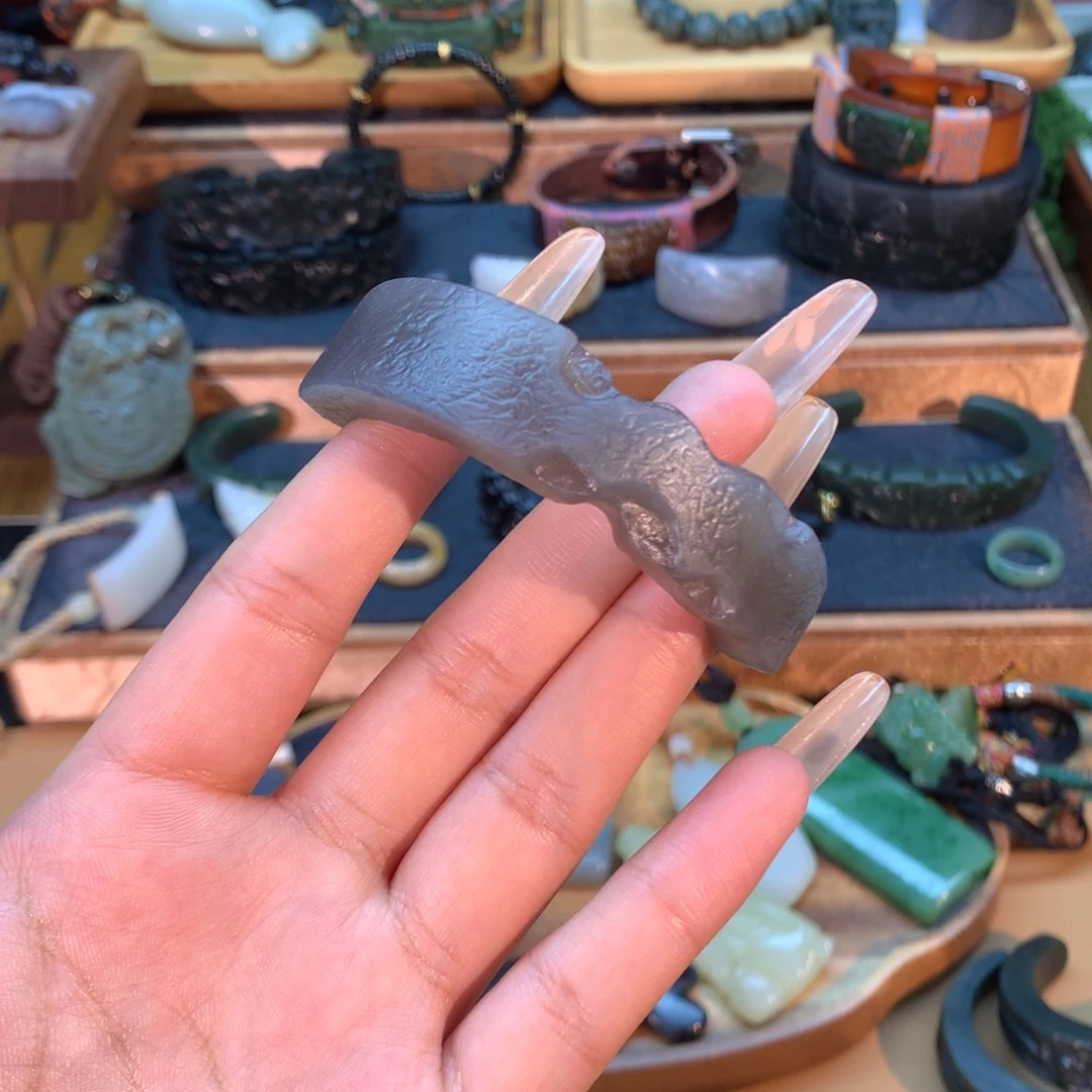 和田玉（糖玉）未镶嵌挂件