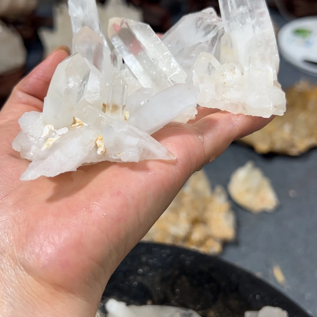 兔***喵未镶嵌珠宝半成品水晶