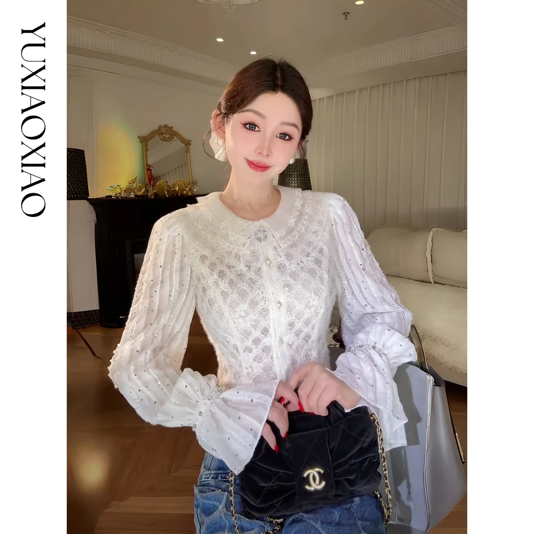 余潇潇【奶酥白茶】时尚立体绣花蕾丝双层花边拼接花边领收腰上衣