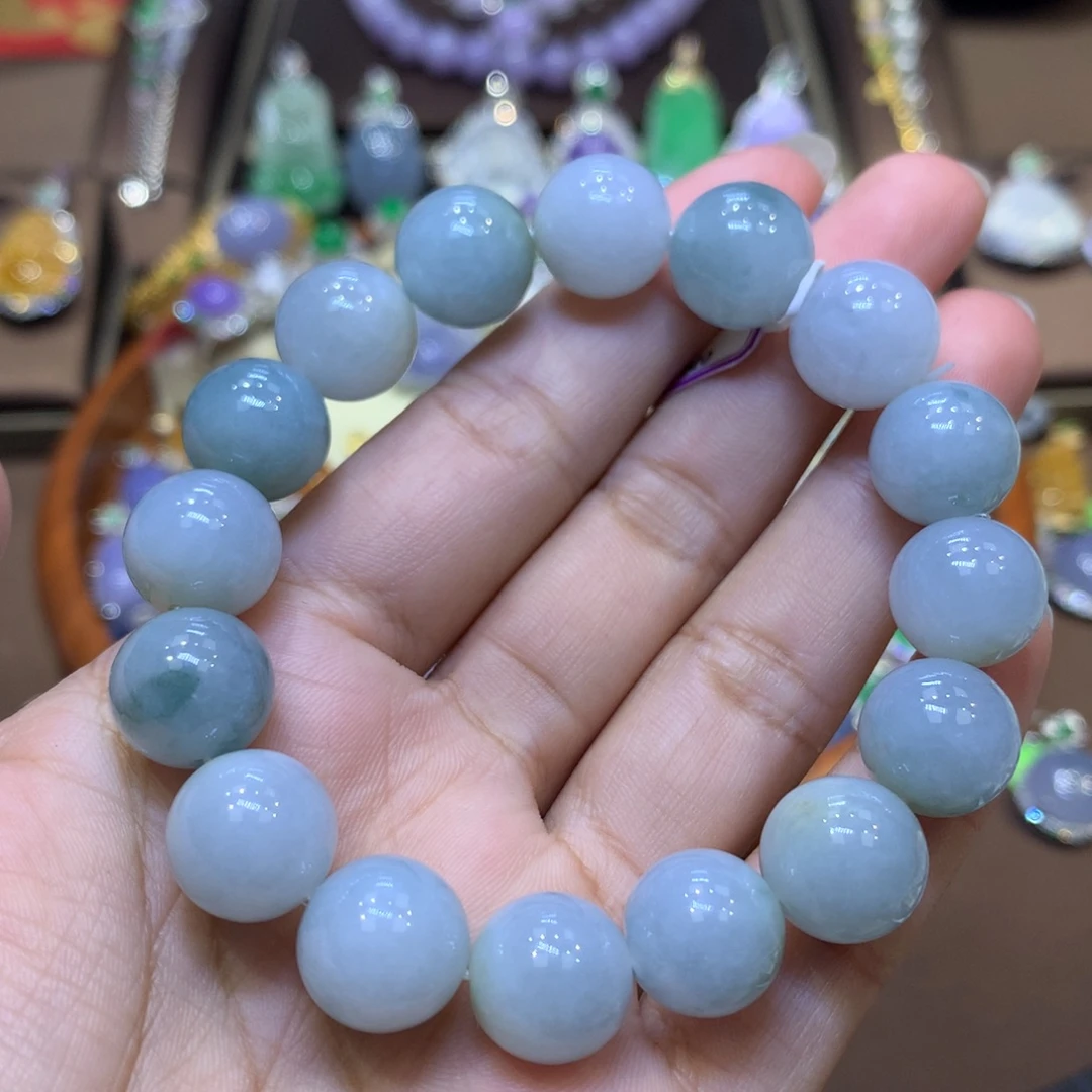 翡翠未镶嵌颈饰手串