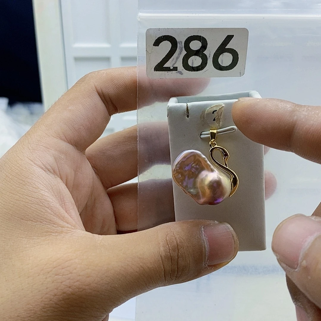 颈饰合金淡水珍珠