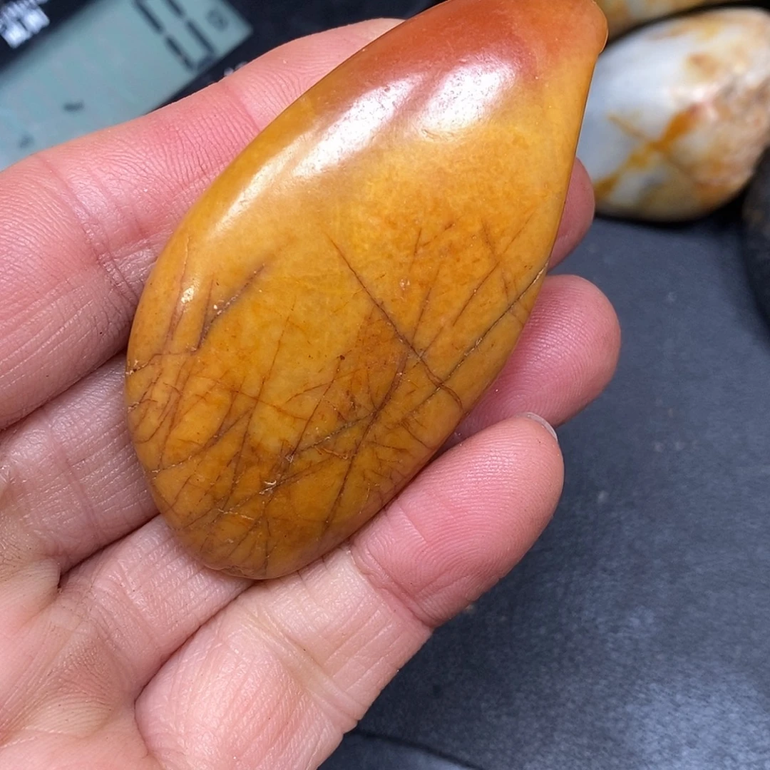 和田玉未镶嵌珠宝奇石