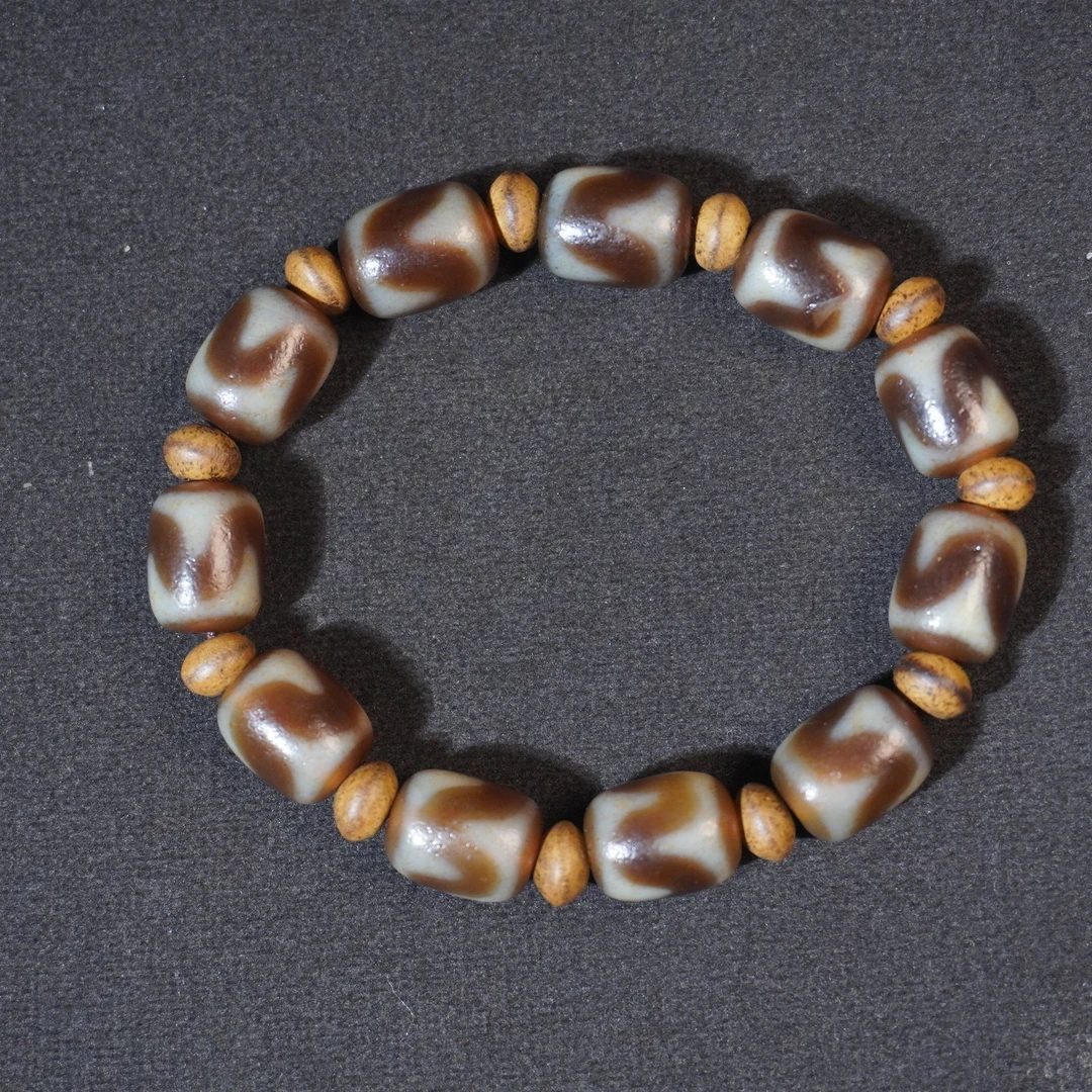 2AY19 清 玛瑙手串