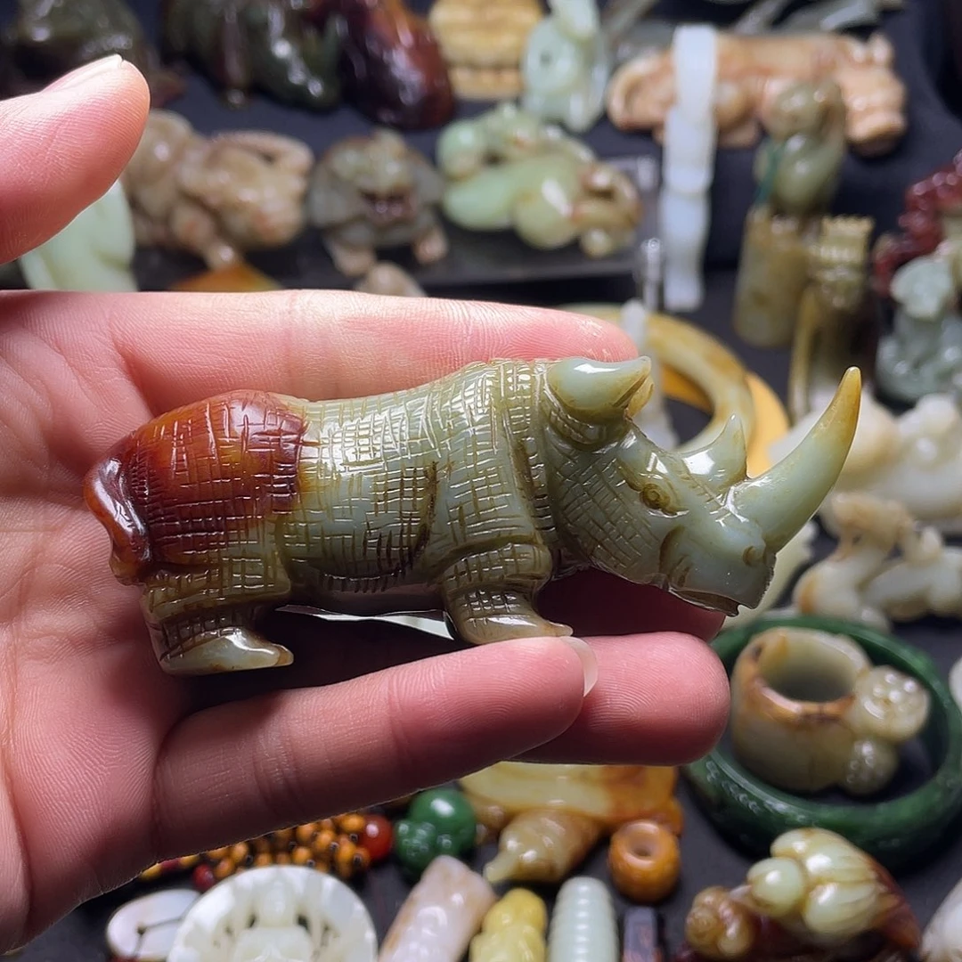 螺***场和田玉（糖玉）未镶嵌颈饰