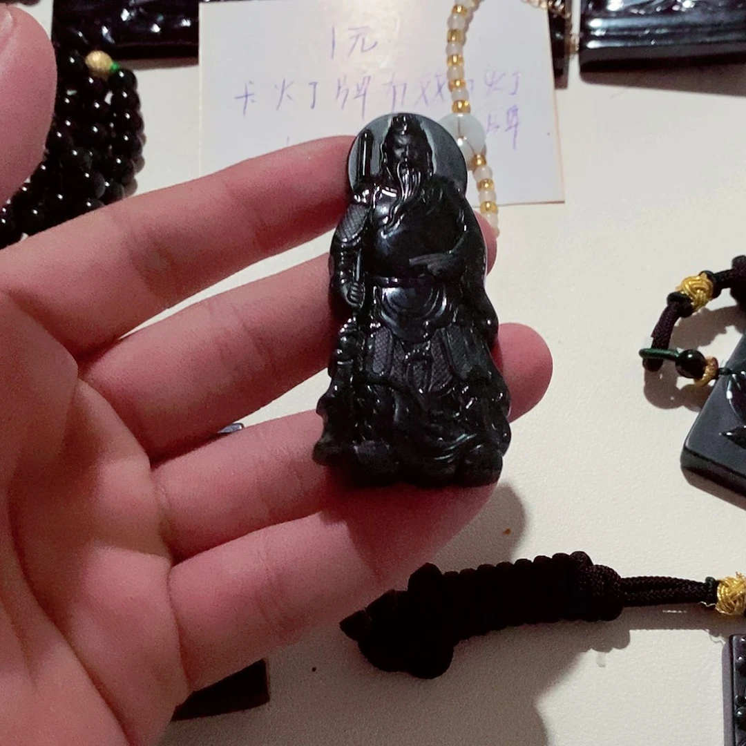 翡翠颈饰未镶嵌翡翠a