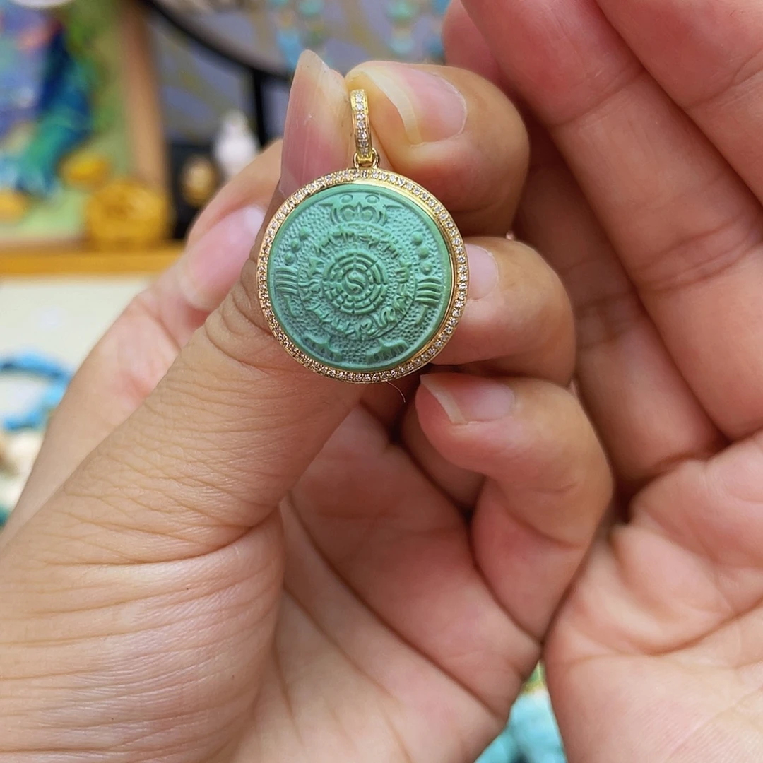 18K金镶嵌绿松石吊坠(不含链)